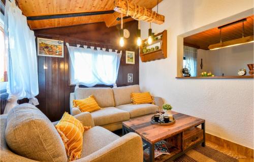 Cestica Haus | Amazing Home In Falinic Breg