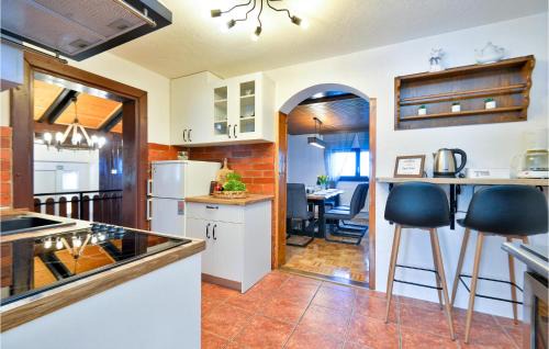 Cestica Haus | Amazing Home In Falinic Breg