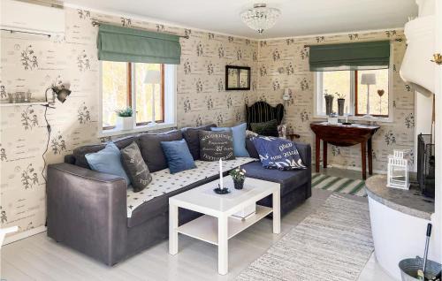 Kopmannebro Haus | Amazing Home In Köpmannebro With Wifi