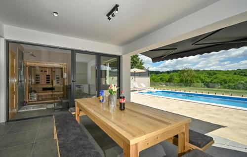 Veliko Trojstvo Haus | Amazing Home In Maglenca With Sauna