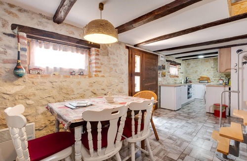 Bosiljevo Haus | Tolles Haus in Netretic