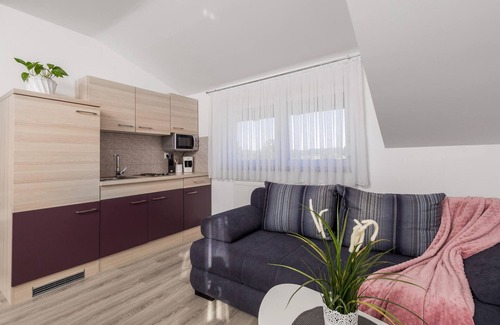 Slunj Haus | Tolles Haus in Slunj mit WLAN