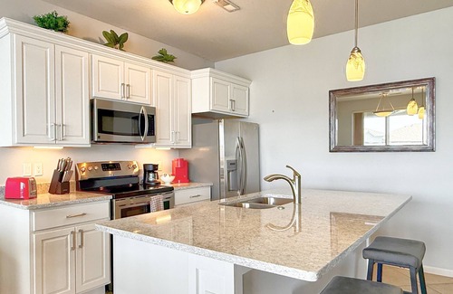 Osage Beach Eigentumswohnung | Eigentumswohnung am Wasser mit Blick auf die oberste Etage, ebenerdig, keine Treppe vom Parkplatz entfernt