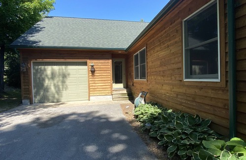 Rapid City Haus | ERSTAUNLICHE Nord Elk Lake Getaway