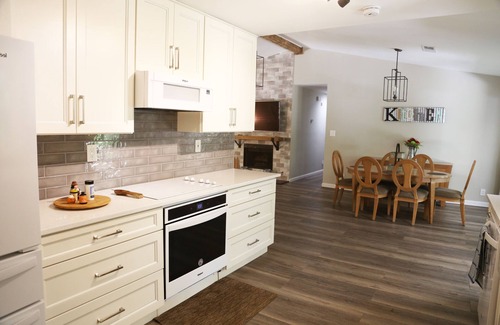 Lawrenceville Haus | Amazing renovated family home for a perfect stay!đ„°