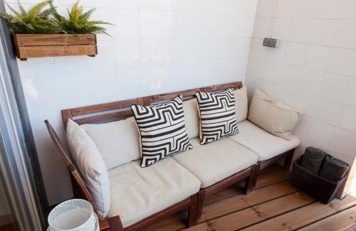 Encarnacao Wohnung | Amazing Rooftop Terrace With River And Historic City View 4 Bedrooms 4 bathrooms AC 19th Century Building Chiado