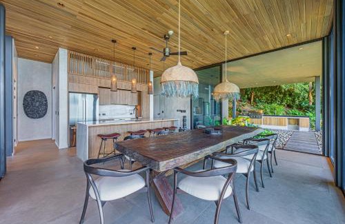 Dominical Haus | Amazing View-25m75ft Pool-sleep 16-luxury-private