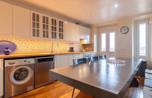 Alfama Wohnung | Amazing View Apartment by LovelyStay