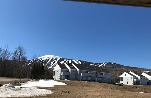 Carrabassett Valley Eigentumswohnung | Gemütliche 1 Schlafzimmer Snowbrook Condo