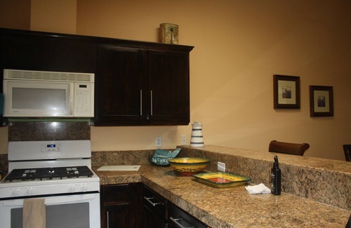 Coachella Valley Haus | Amazing Views 3-bedroom house with AC, WiFi in delightful La Quinta Cove