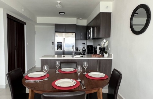 Rincon de Sabanilla Eigentumswohnung | Amazing Views of Central Valley & Mountains - Top Security - Completely Equipped