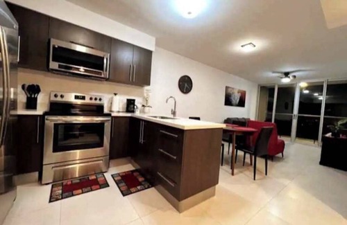 Rincon de Sabanilla Eigentumswohnung | Amazing Views of Central Valley & Mountains - Top Security - Completely Equipped
