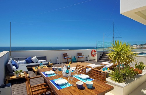 Calicos Villa | Erstaunliche Villa in einer perfekten Umgebung - Meerblick - Beheizter Pool (NEU)