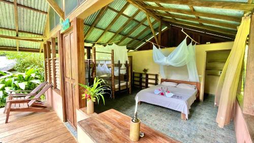 Dos Brazos Kabine | Amazonita Ecolodge
