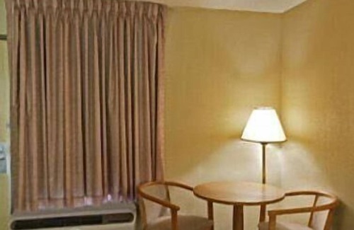 Grenada Hotel | Americas Best Value Inn Grenada