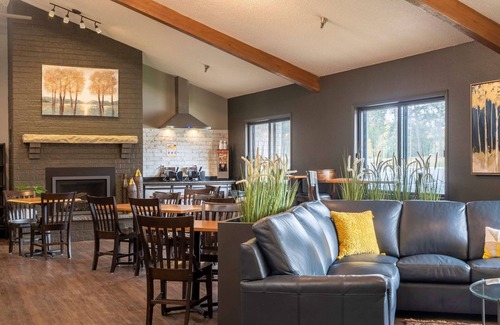 Grand Rapids Hotel | AmericInn by Wyndham Grand Rapids