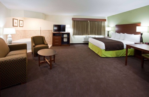 Hawley Hotel | AmericInn by Wyndham Hawley