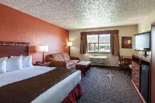 Valley City Hotel | AmericInn by Wyndham Valley City Conference Center