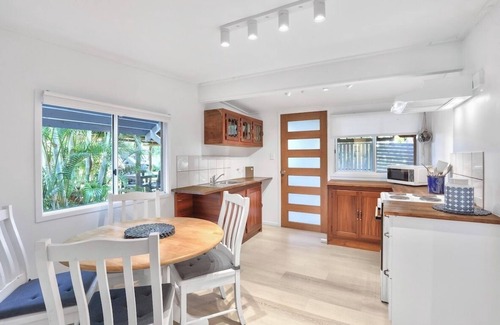 Amity Point Haus | Amity Point Waterfront Cabins - Cardhu