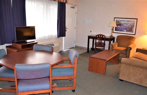 South Richland Haus | Amon Park Studios - Apartment 4