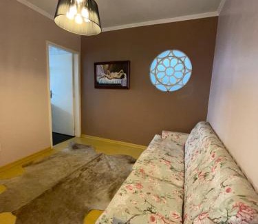 Simoes Lopes Wohnung | Amplo apartamento com estacionamento