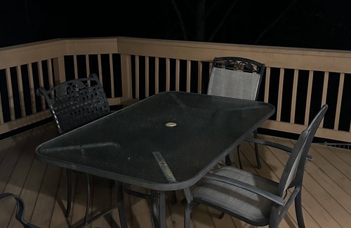 Owings Mills Haus | An entire townhome, in Owings Mills!