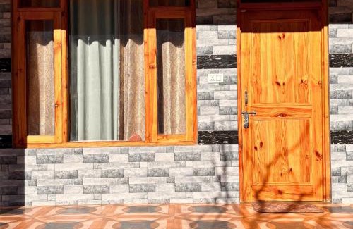 New Manali Haus | Anandvan, A Nature Homestay