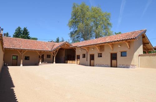 Vonnas Haus | Ancien Haras refait à neuf à 3 km de Vonnas