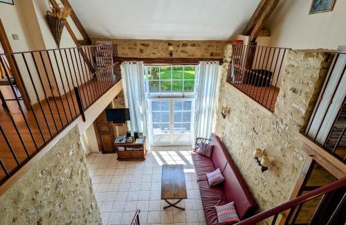 Sarzay Haus | Ancienne ferme rénovée avec jardin clos et vélos, au cœur de la Vallée Noire en Berry - FR-1-591-135