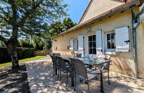 Sarzay Haus | Ancienne ferme rénovée avec jardin clos et vélos, au cœur de la Vallée Noire en Berry - FR-1-591-135