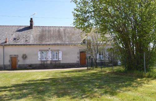 Aigurande Haus | Ancienne fermette à Aigurande: nature, proche Creuse, 1 chambre, jardin privé, barbecue, garage - FR-1-591-1