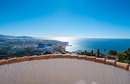 Salobrena Villa | Ferienvilla im andalusischen Stil mit Meerblick