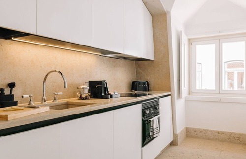 Chiado Wohnung | Ando Living - Corpo Santo House - 502
