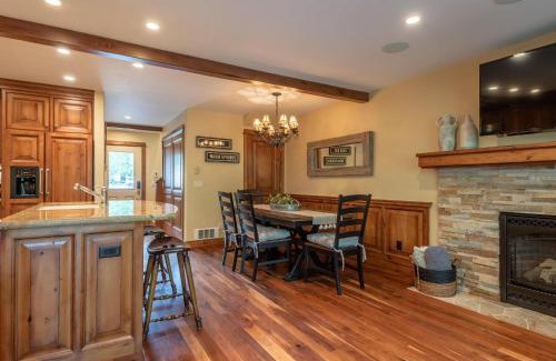 Ketchum Haus | Andora Villa Condo 108