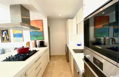 Casablanca Wohnung | Anfa Finance City CFC! Magnifique Apt Tours Végétales, grande terrasse, piscine, parking