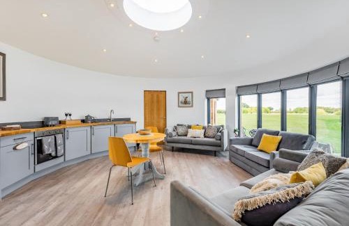 Newark Haus | Angel Lodge