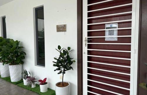 Jalan Bangi Haus | Anjung Serene + Private Pool (10 pax) @ Semenyih