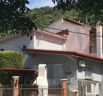 Agia Haus | Anna's House