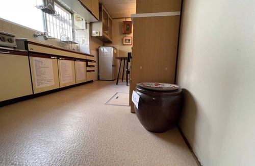 Toyonaka Haus | AnNam Stay AJISAI: Sleeps 12, Muslim friendly