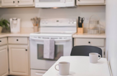 Annapolis Haus | Annapolis Charm - Waterfront Private Fishing Dock Pier Near Beach - Navy Academy