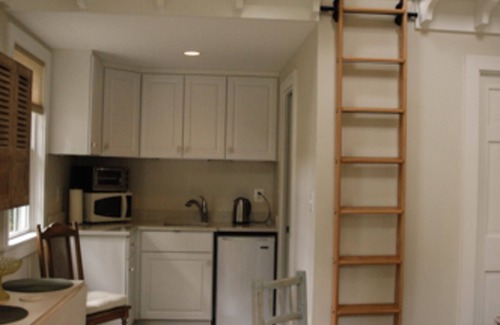 Epping Forest Hütte | Annapolis Waterfront "winziges Haus" in Gartenumgebung