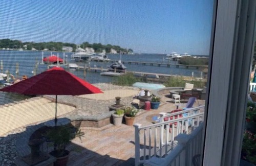 Annapolis Haus | Annapolis Waterfront Oasis with Pool, Hot Tub & Piers with L2 EV Charger