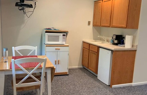 Red Cliff Wohnung | Annex No. 2 DePerrys | On Lake Superior Shoreline