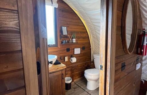 Virgin Kabine | Annie Oakley Wagon w/ Hot Tub, 2QB and Outdoor Kitchen #37