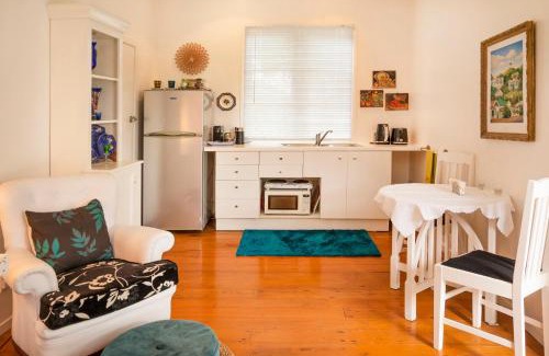 Dome Forest Bed & Breakfast | Annies B and B