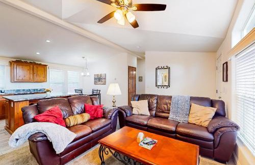 Show Low Haus | Apache Abode