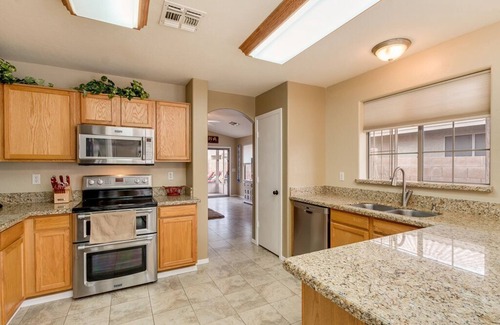 Apache Junction Haus | ** BEHEIZTER SCHWIMMBAD ** HAUS MIT 3 SCHLAFZIMMERN FÜR 6 PERSONEN IN APACHE JUNCTION