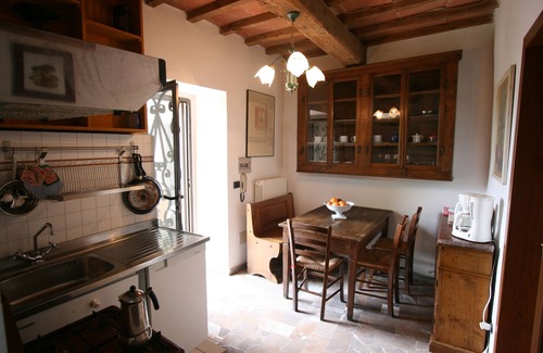 Greve in Chianti Wohnung | Schöne Wohnung mit Terrasse, Pool, in einer Villa in Chianti, ca.