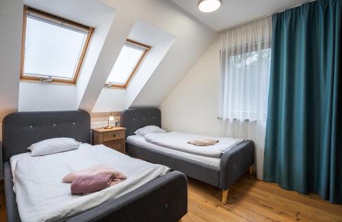 Bystra Wohnung | Aparment Klara - 24h Reception - Washer - Fireplace - 2 Floors - Lots of attractions in the area