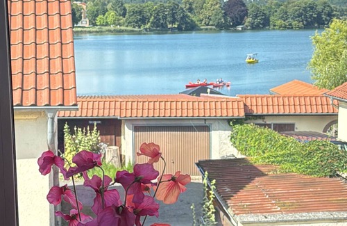 Feldberger Seenlandschaft Wohnung | Apartment 'Familienwohnung' mit Seeblick, gemeinsamer Terrasse und WLAN